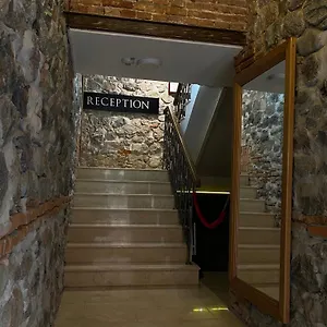 Otel Varios, Batum